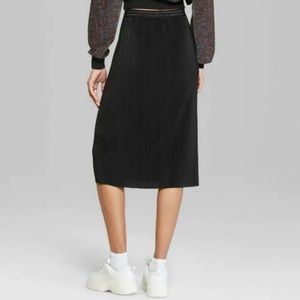 Wild Fable black pleated skirt